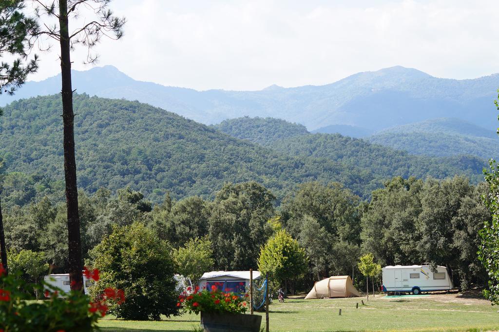 Camping Macanet De Cabrenys Exterior photo